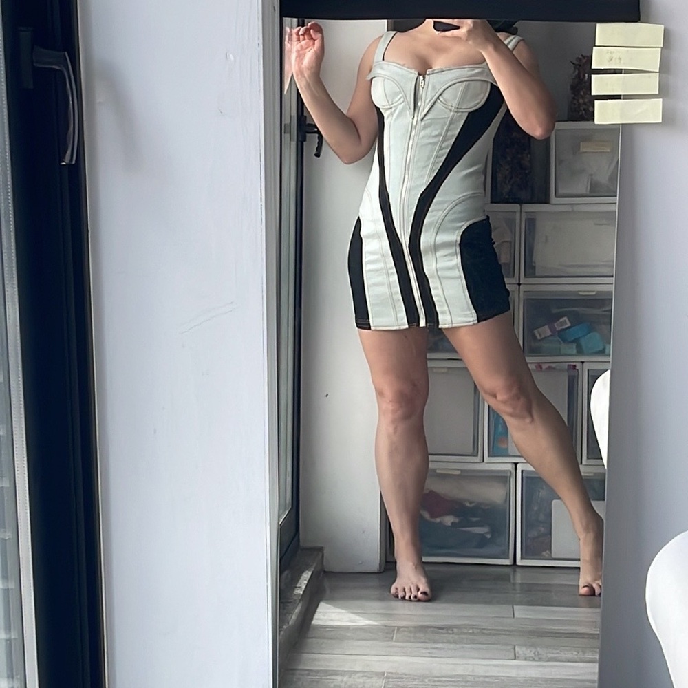 MUGLER CORSET DENIM STREET RACE DRESS WHITE BLACK Sz S - Picture 4 of 17